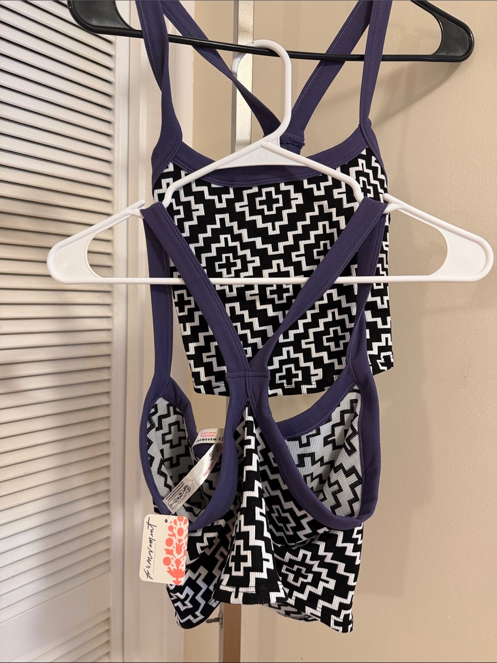 All clear jacquard cami - Picture 3 of 6
